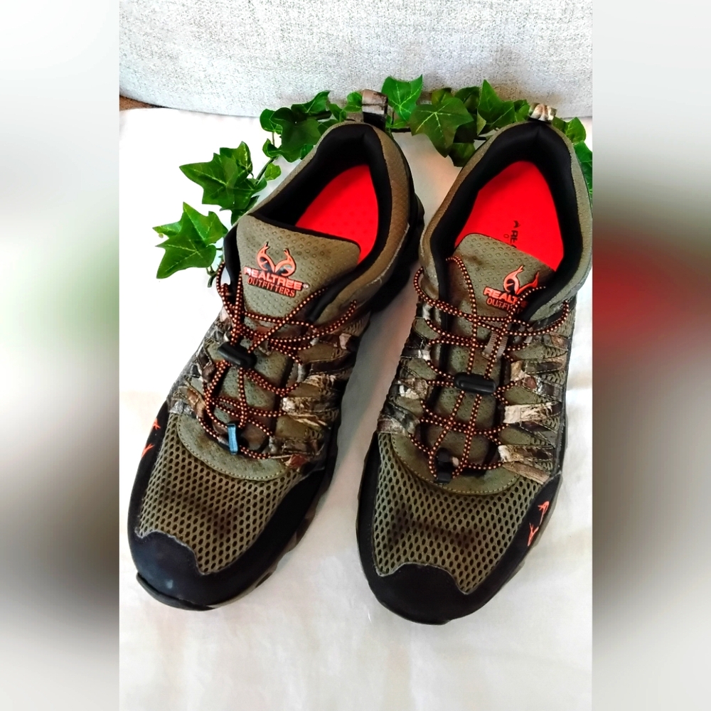 Men's Realtree Outfitters  Shark Climbing Camo Green Hiking Shoes